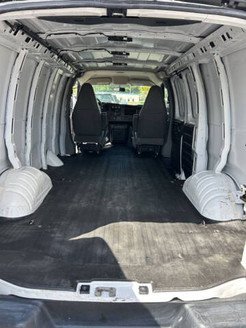 2021 Chevrolet Express 2500