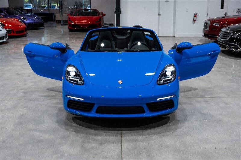 2022 Porsche 718 Boxster