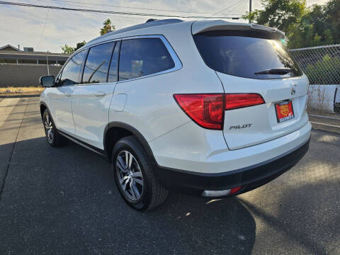 2017 Honda Pilot EX
