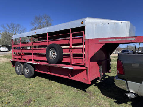 1901 Stock Trailer Gooseneck