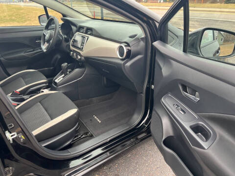 2022 Nissan Versa SV