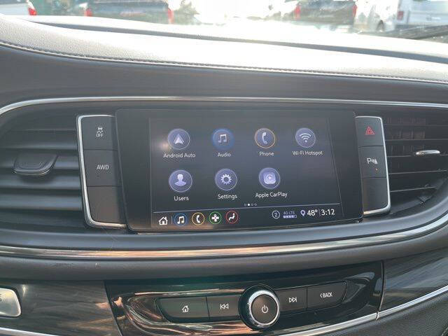 2021 Buick Enclave Essence