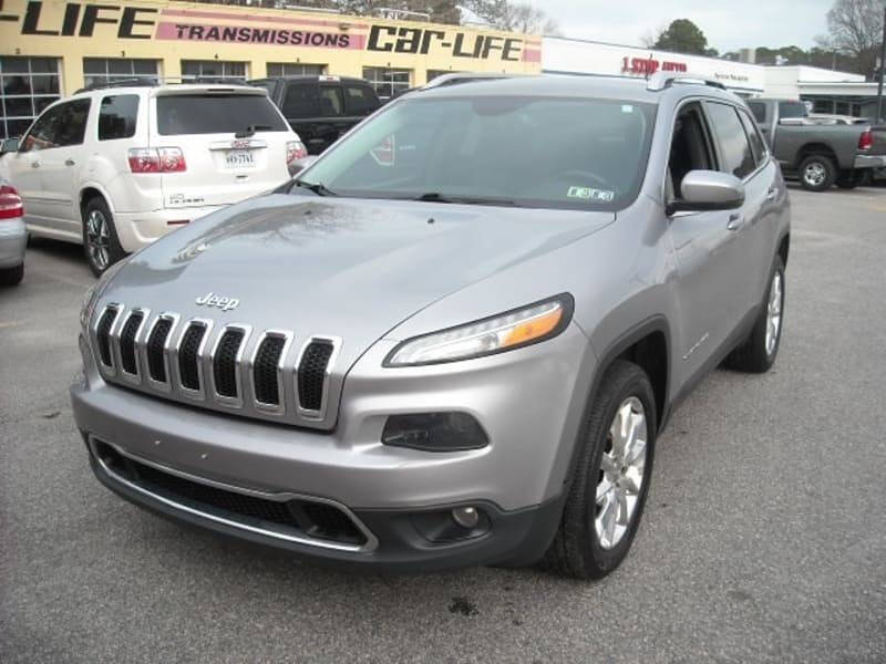 2015 Jeep Cherokee for sale at Luxury Auto Sales, Inc in Norfolk, VA