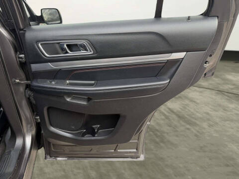 2017 Ford Explorer Sport