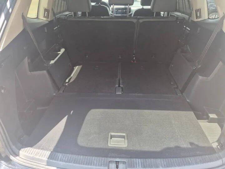 2019 Volkswagen Atlas V6 SE