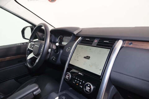 2023 Land Rover Discovery P300 S