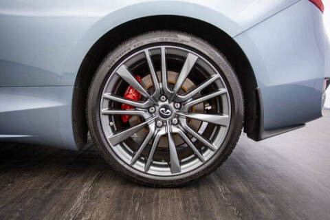 2017 Infiniti Q60 Red Sport 400