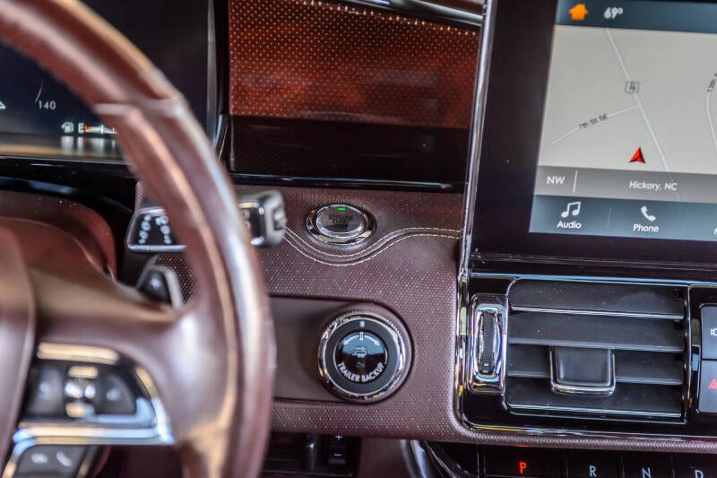 2019 Lincoln Navigator Black Label