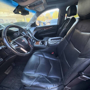 2015 Cadillac Escalade Luxury