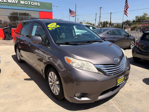2011 Toyota Sienna Limited 7-Passenger