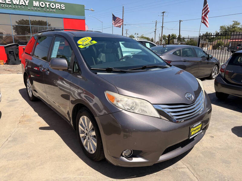 2011 Toyota Sienna Limited 7-Passenger