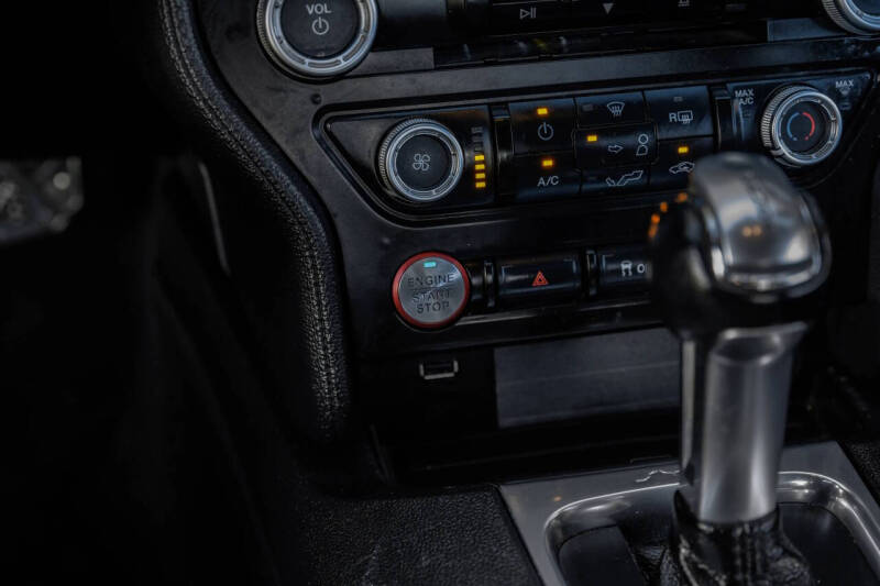 2019 Ford Mustang