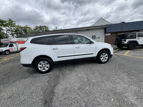2017 Chevrolet Traverse LS