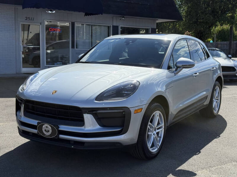 2022 Porsche Macan