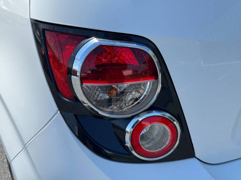 2016 Chevrolet Sonic LS Auto
