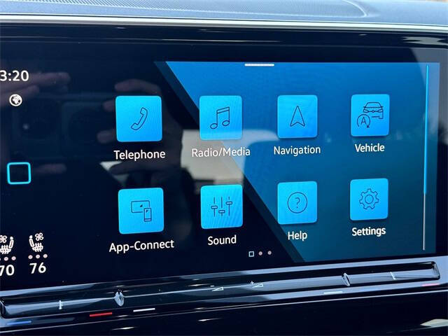 2025 Volkswagen Atlas Cross Sport SE