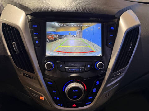 2017 Hyundai Veloster Value Edition