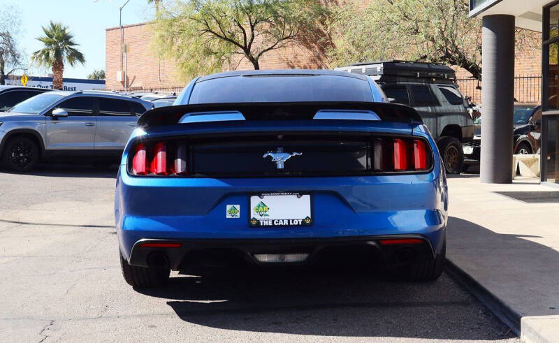 2017 Ford Mustang V6