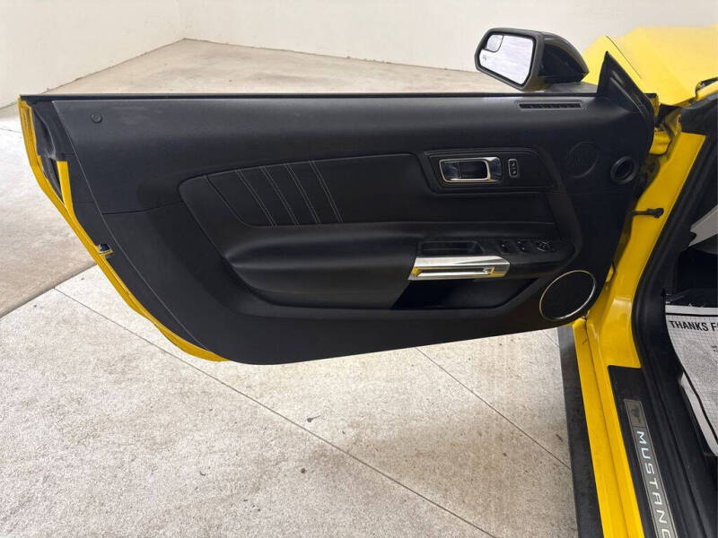 2015 Ford Mustang EcoBoost Premium