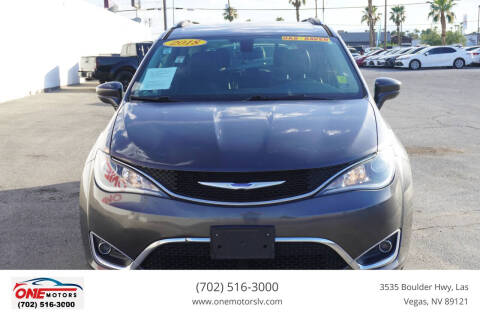 2018 Chrysler Pacifica Touring L
