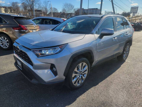 2019 Toyota RAV4 XLE Premium