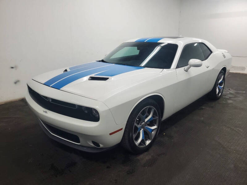 2015 Dodge Challenger SXT Plus
