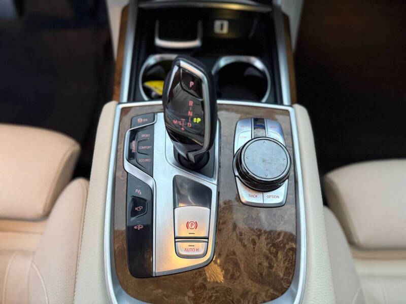 2016 BMW 7 Series 740i