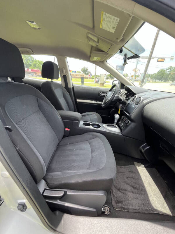 2013 Nissan Rogue SV