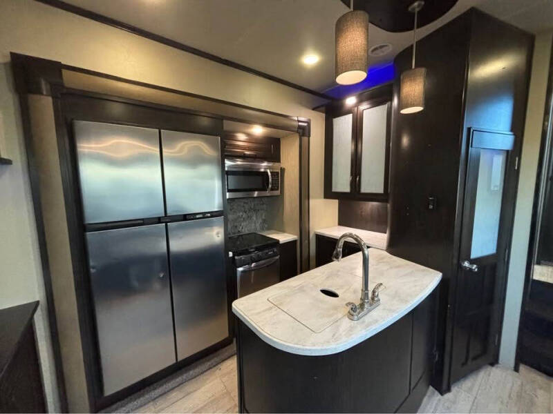 2017 Grand Design RV Momentum