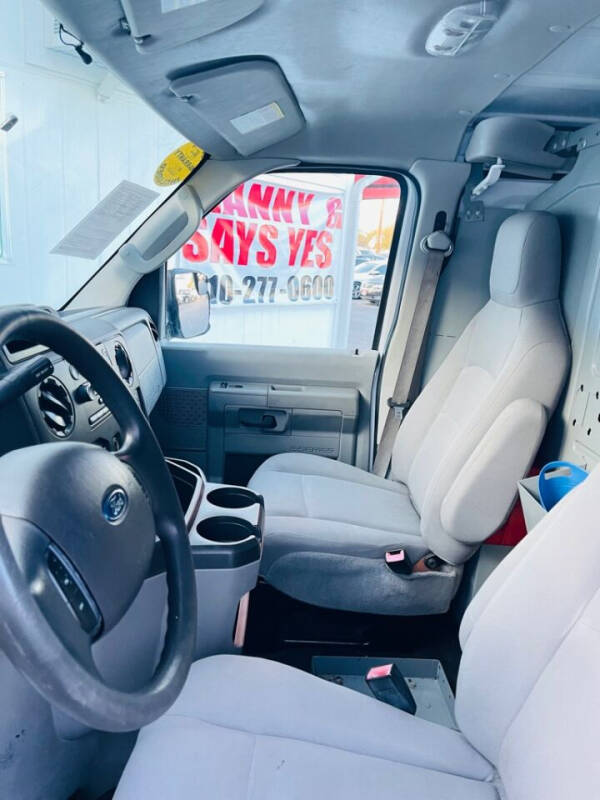2014 Ford E-Series E-150
