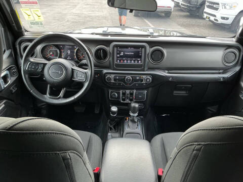 2022 Jeep Gladiator Willys