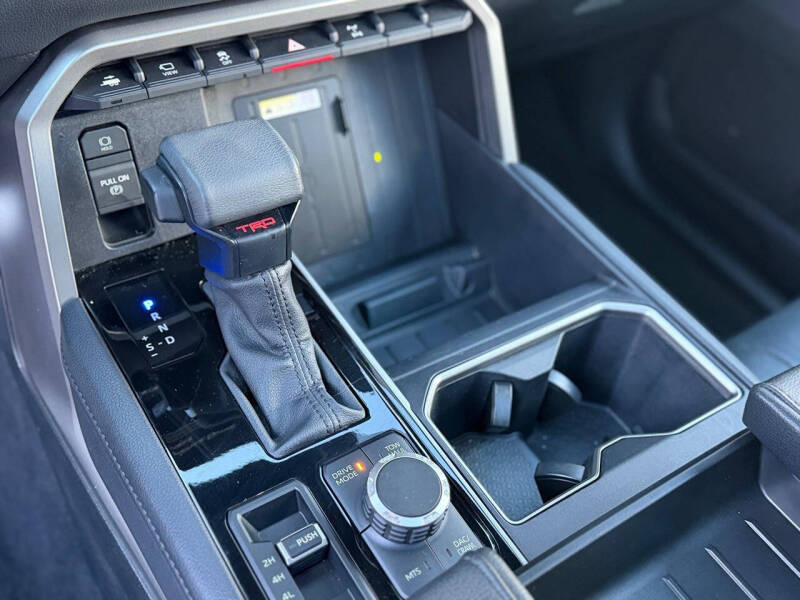 2022 Toyota Tundra Limited HV