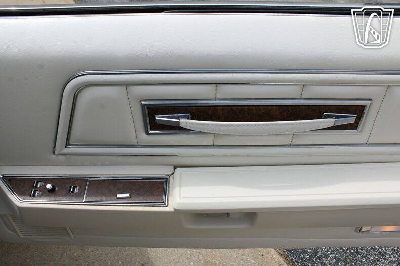 1972 Lincoln Continental