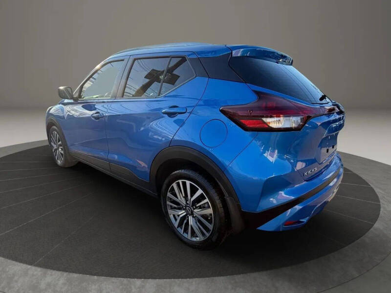 2023 Nissan Kicks SV