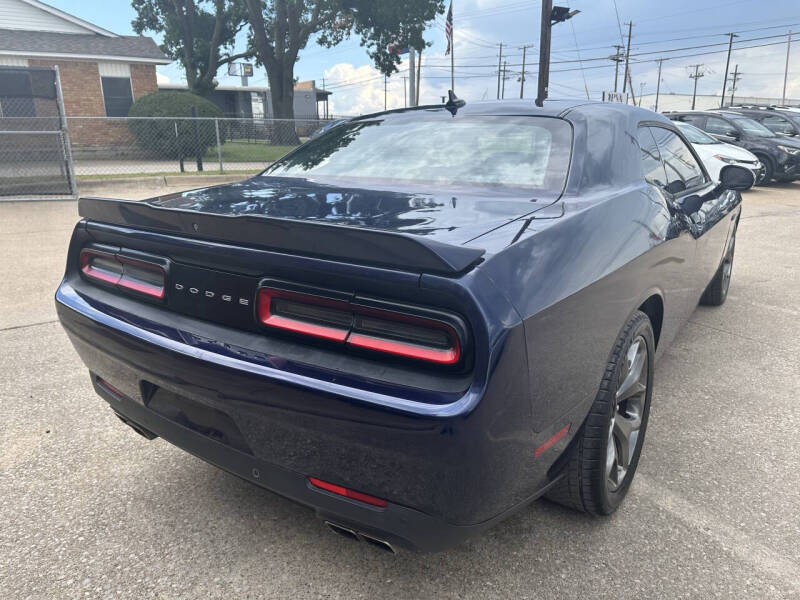 2015 Dodge Challenger R/T Plus