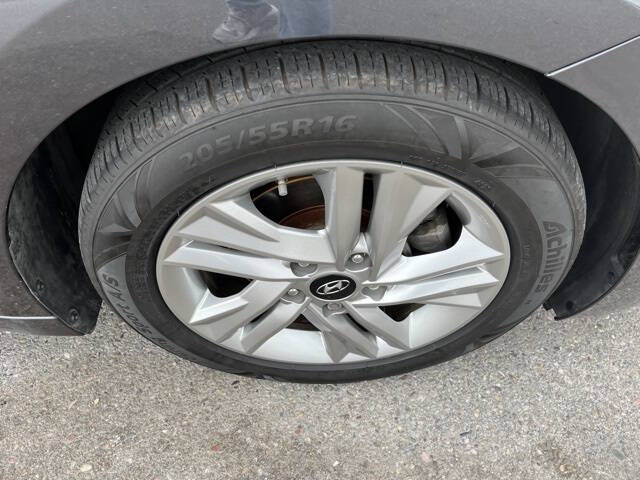 2020 Hyundai Elantra