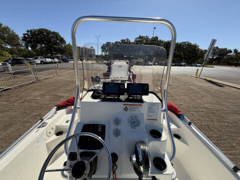 2015 Mako 19 CPX