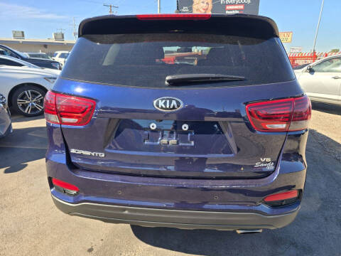 2020 Kia Sorento LX V6