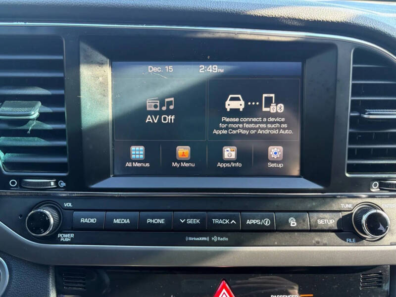 2017 Hyundai Elantra