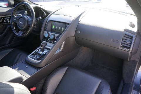 2017 Jaguar F-TYPE Premium