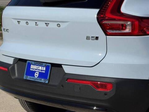 2026 Volvo XC40 B5 Plus