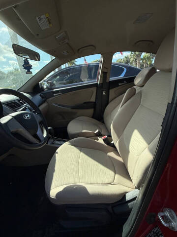 2017 Hyundai Accent SE