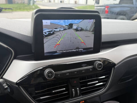 2020 Ford Escape SE