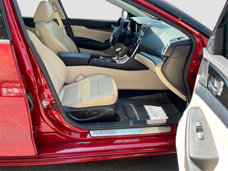 2023 Nissan Maxima 3.5 Platinum