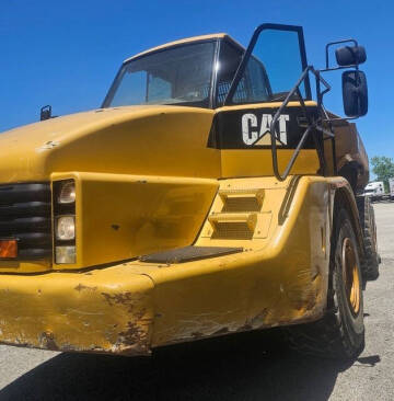 2003 Caterpillar 735
