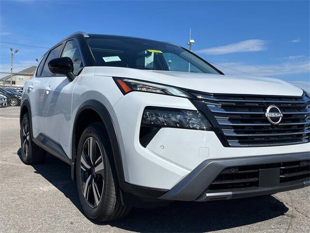 2025 Nissan Rogue SL