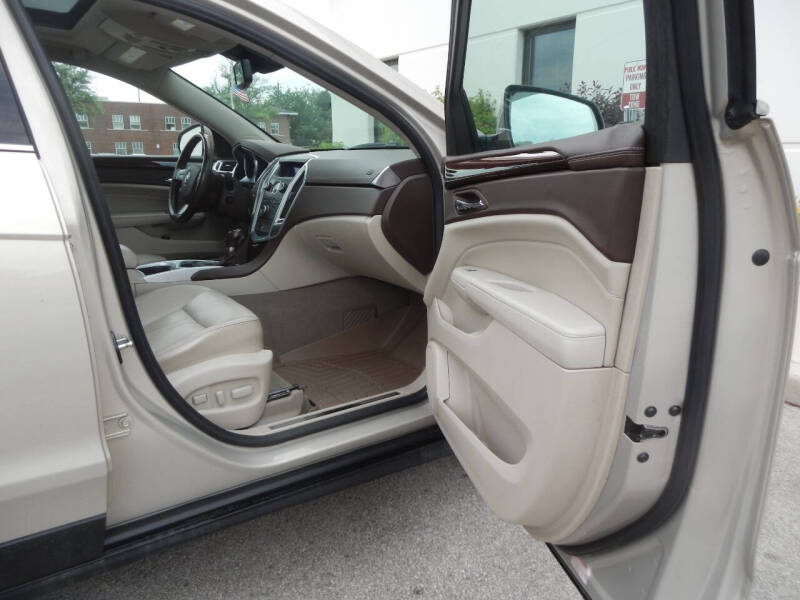2011 Cadillac SRX Luxury Collection