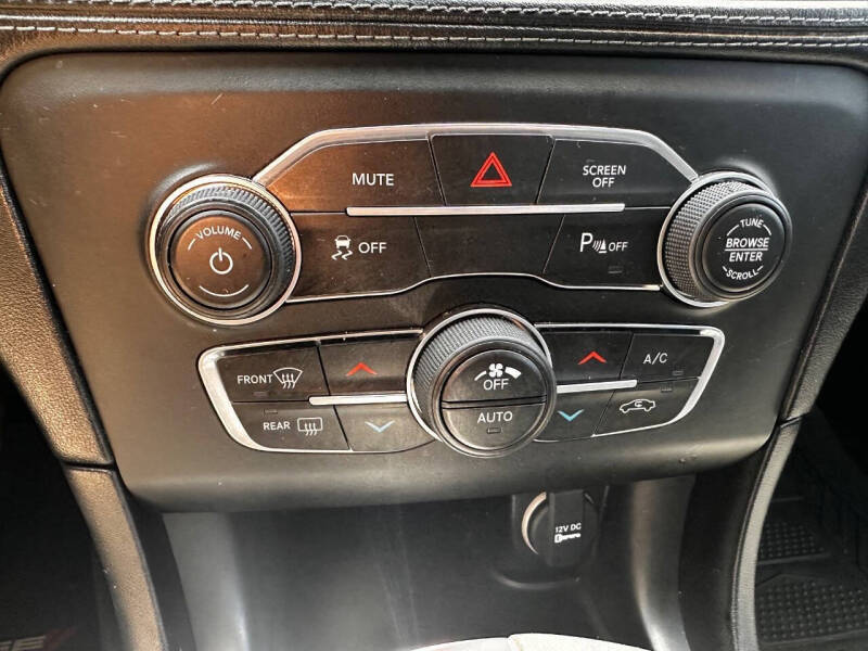 2020 Dodge Charger SXT