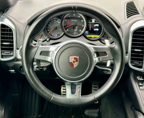 2013 Porsche Cayenne Turbo