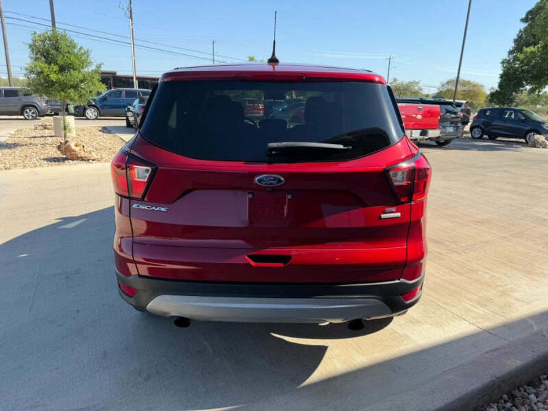 2019 Ford Escape SE